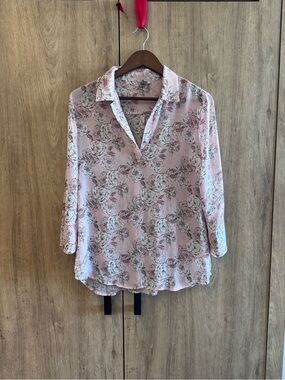 Kut from the Kloth Dainty Rose Floral Sheer V-Neck Blouse M